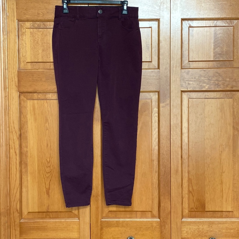 Knox Rose Pant, Size 8, Burgundy